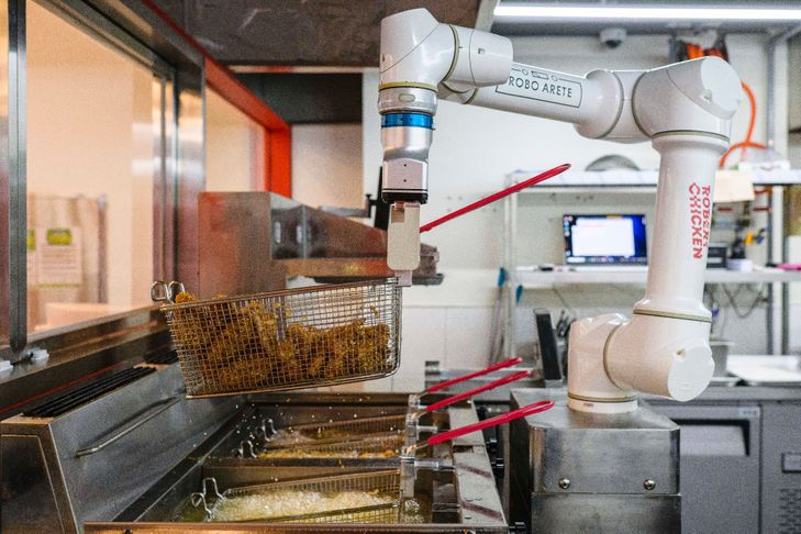 Poulet frit robotisé: la Corée du Sud mise sur la haute-technologie culinaire